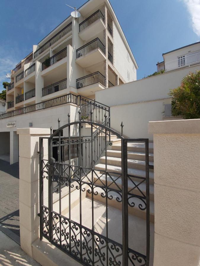 Apartments Marija Brela Exterior foto