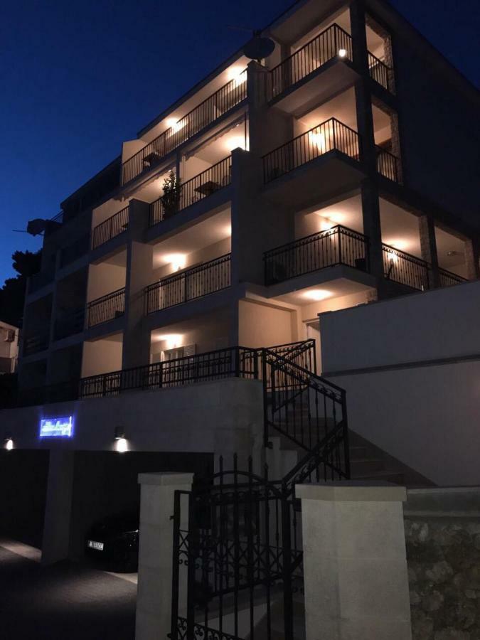 Apartments Marija Brela Exterior foto